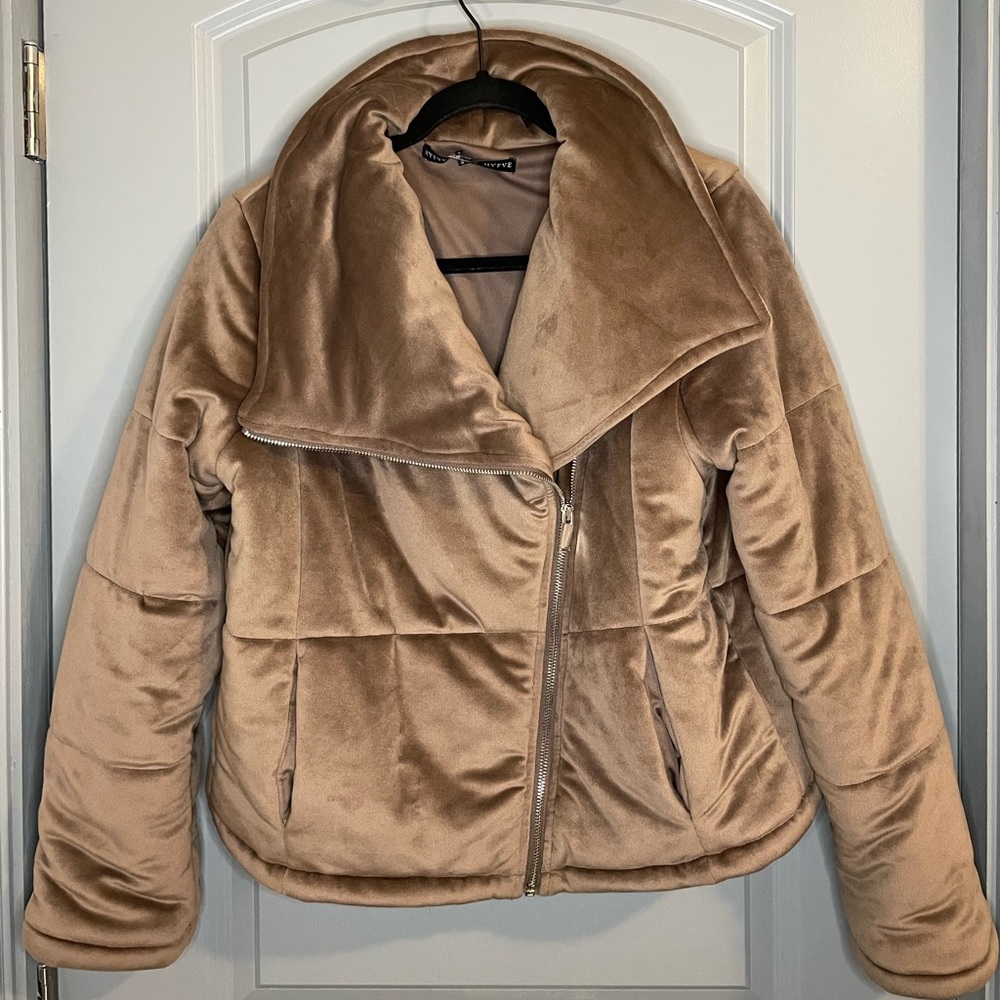 Asymmetrical puffer coat